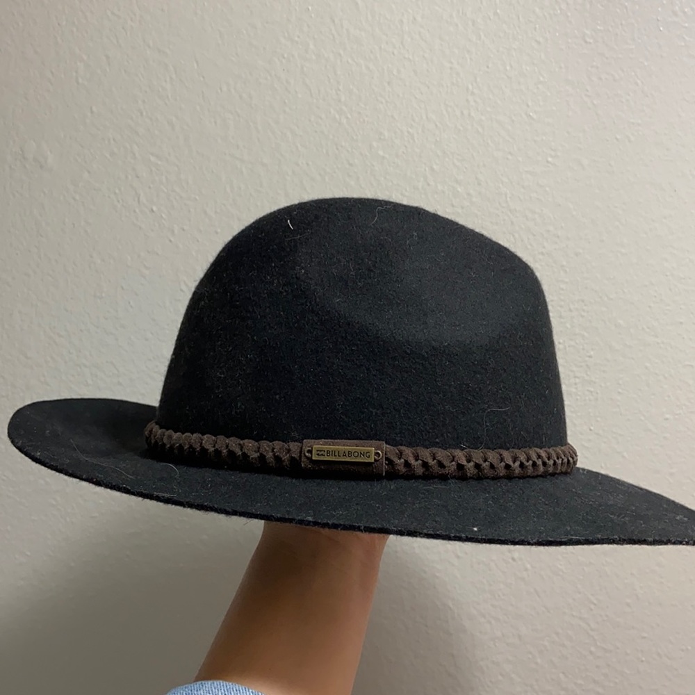 Billabong floppy hat